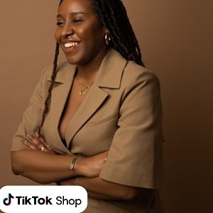 Amanda Uduku: Speaking in the Keynote Theatre 1